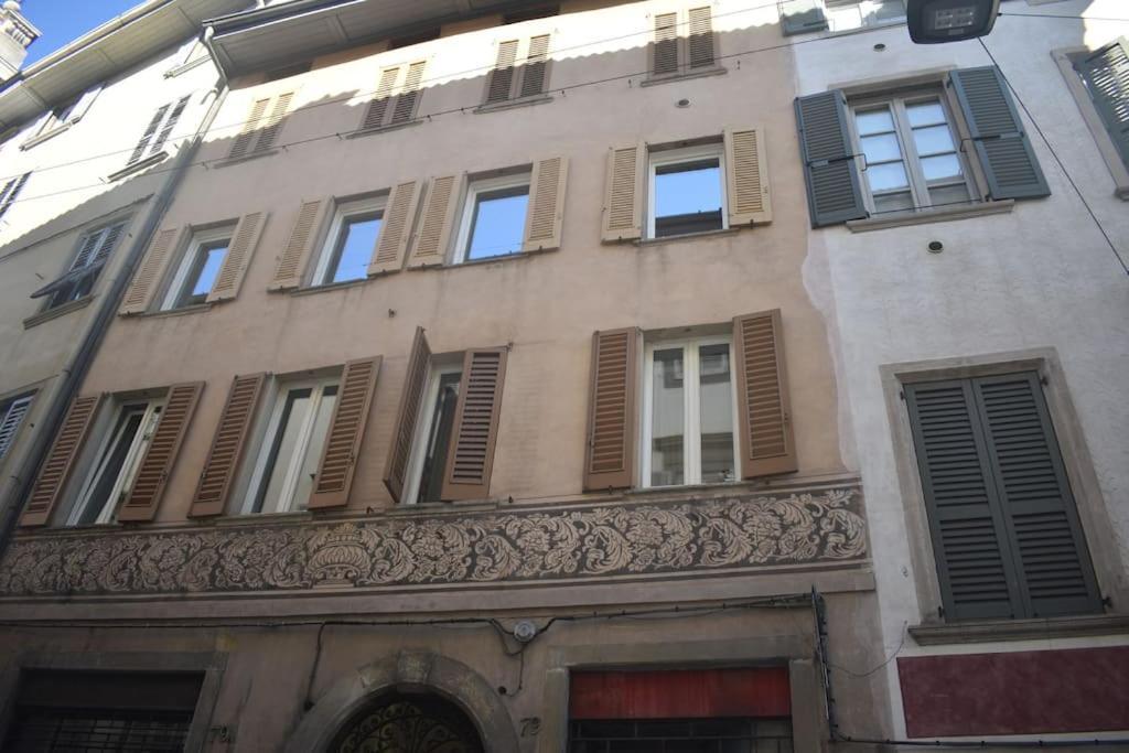 Nur 2 Casa Vacanze Bergamo Via Pignolo Eksteriør billede